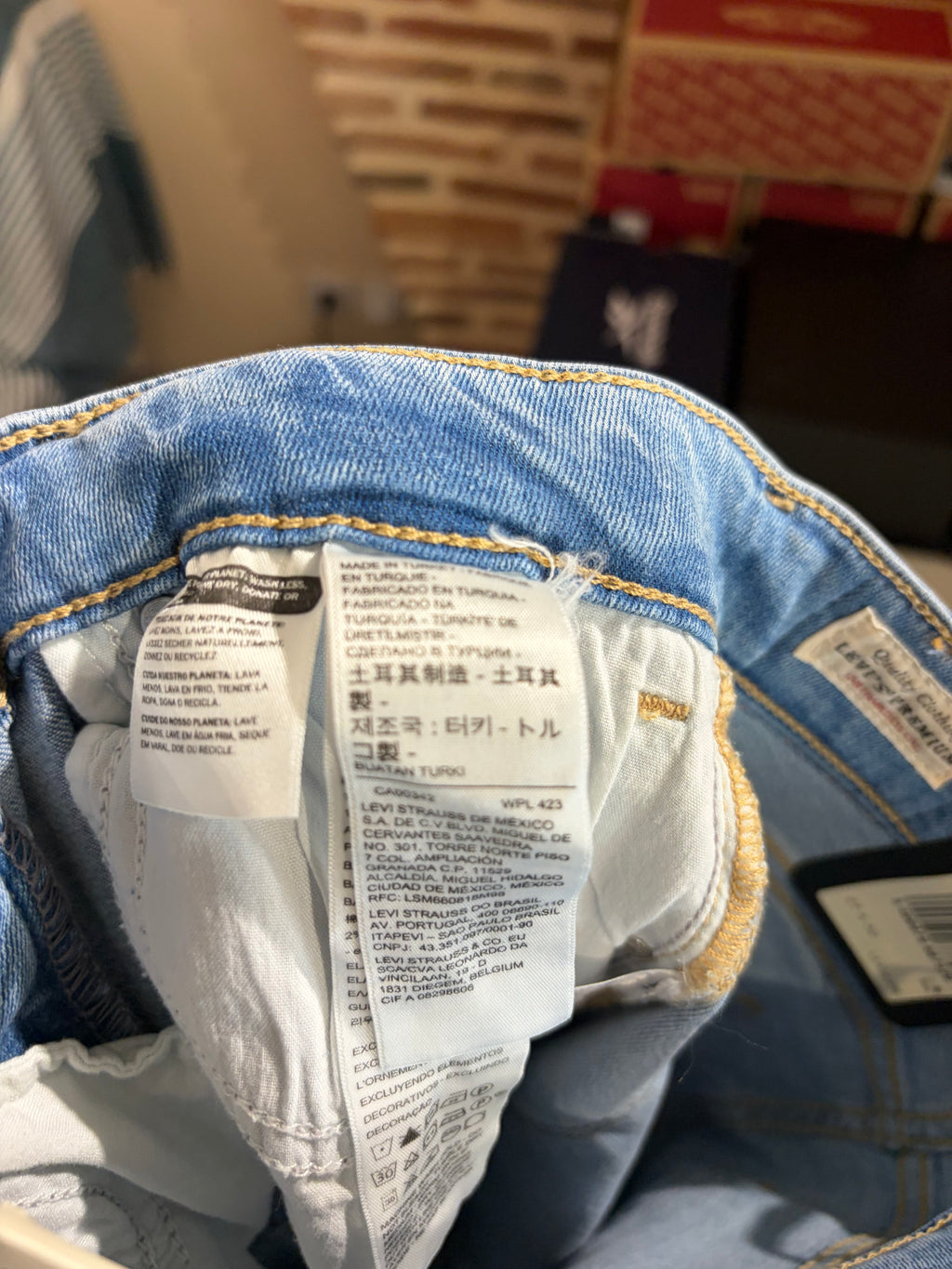 Jean Levi's® 721 High-Rise Skinny Femme Bleu Denim Clair – Taille W27 L30 – Neuf avec Étiquette