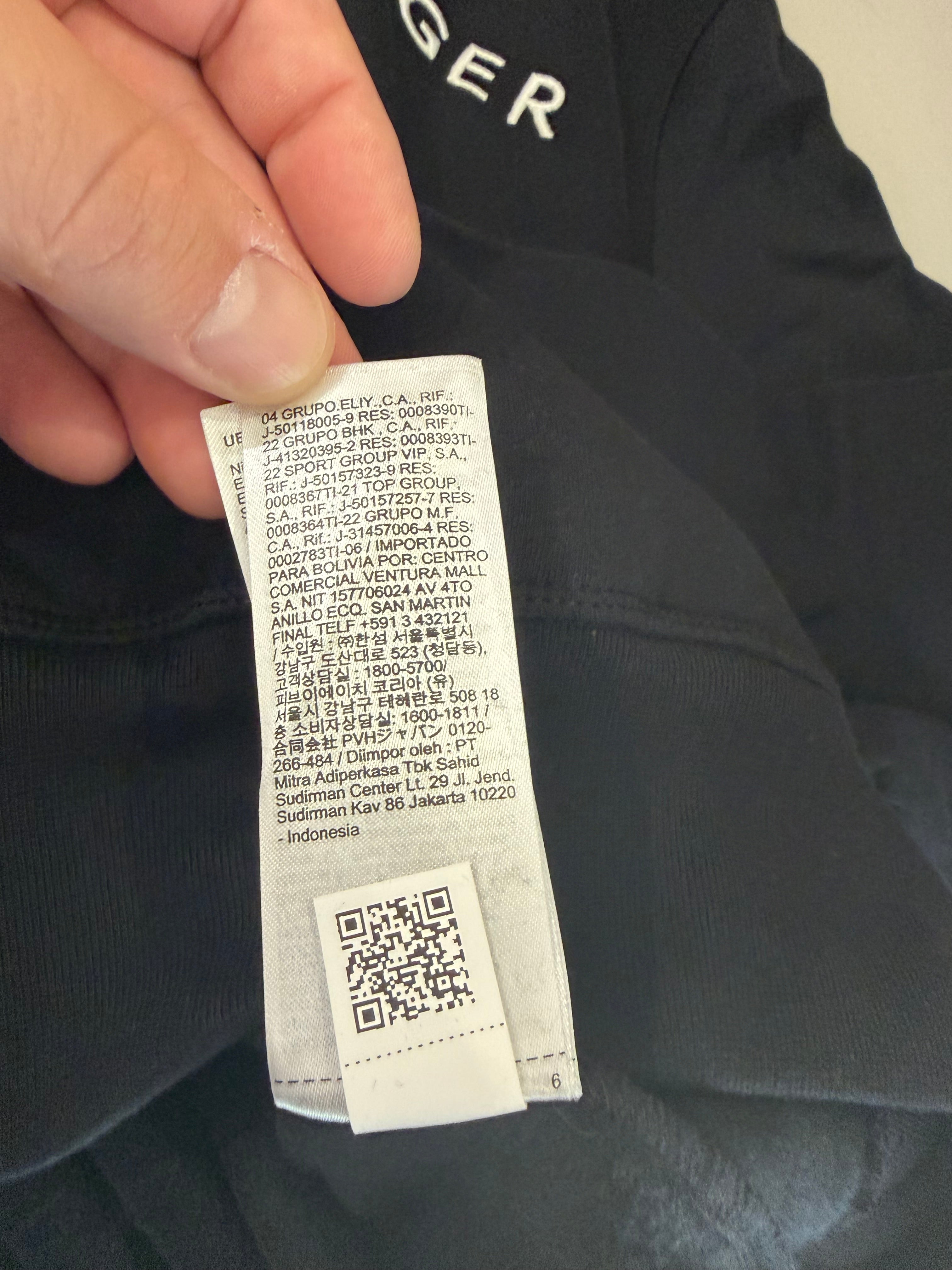 Sweat à capuche Tommy Hilfiger Logo Noir Homme – Taille M – Neuf avec étiquette
