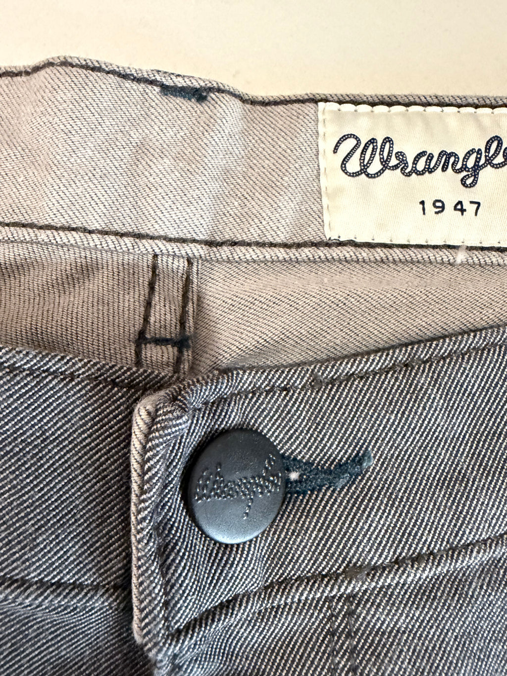 Jean Wrangler Greensboro Modern Straight Homme Gris W34 L34 Neuf