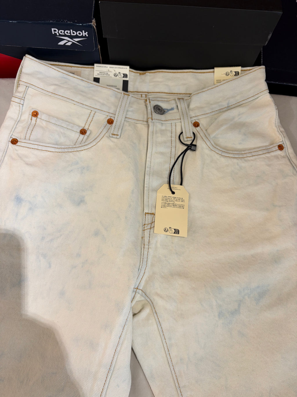 Jean Levi's® 501® Original Cropped Femme Écru – Taille W26 L26 – Neuf avec Étiquette