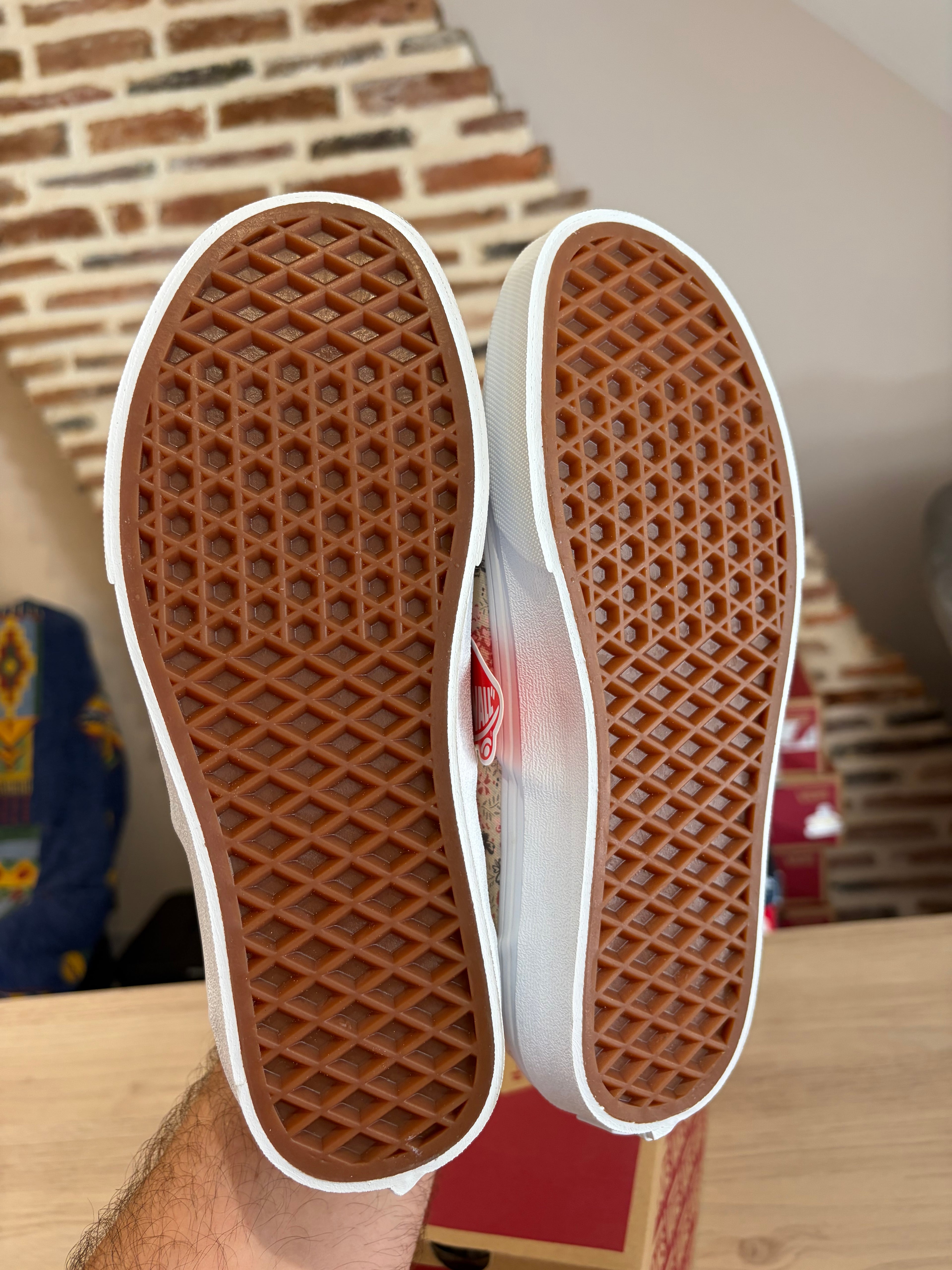 Vans Doheny Ditsy Floral Femme – Pointure 36,5 – Neuves avec boîte