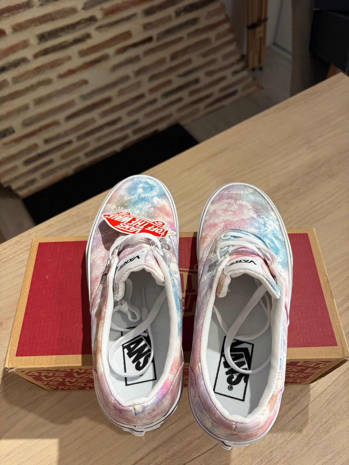 Vans Era Heart Tie Dye Multi/White Femme - Taille 36 EU - Neuves avec boîte