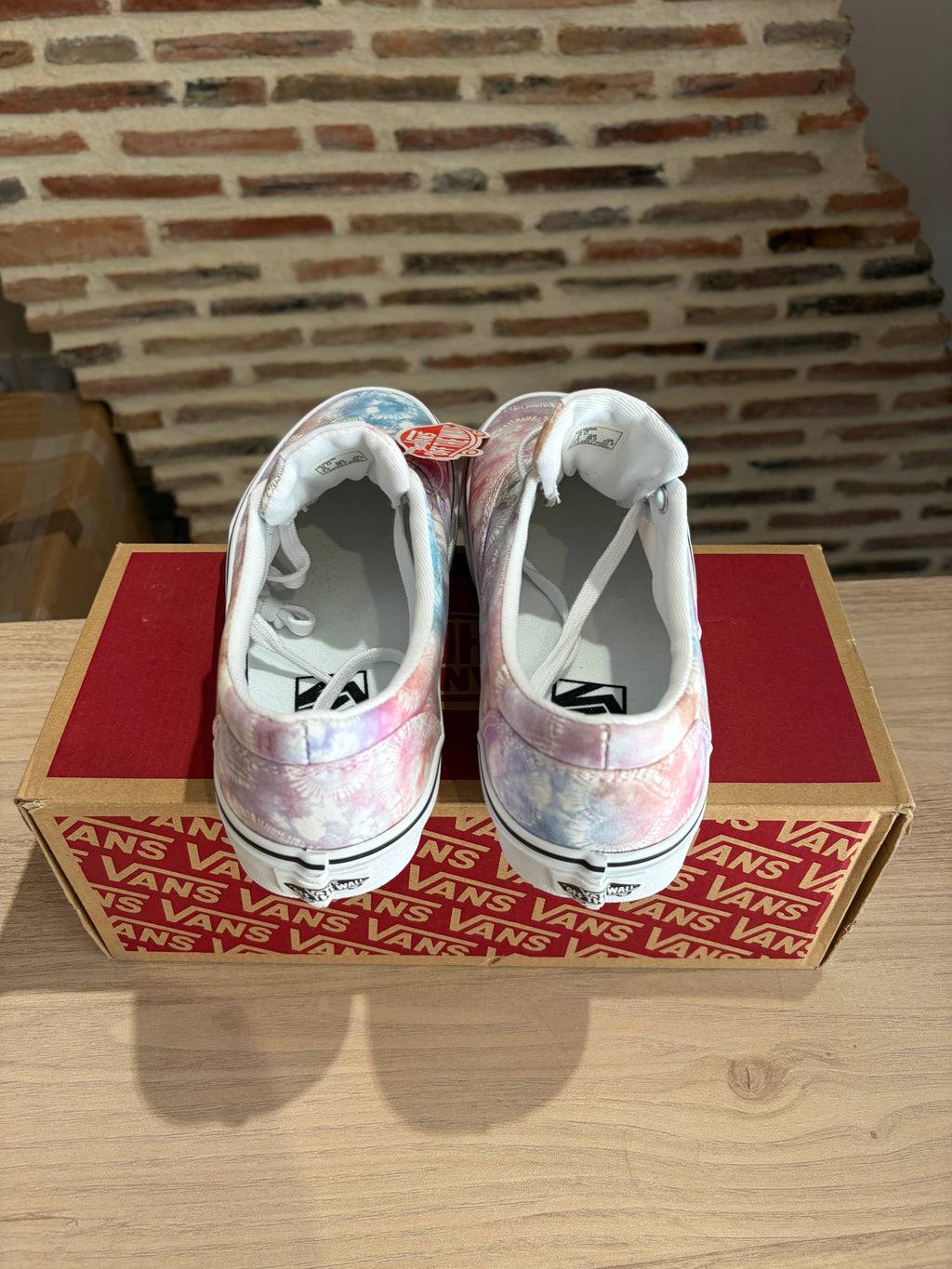 Vans Era Heart Tie Dye Multi/White Femme - Taille 36 EU - Neuves avec boîte