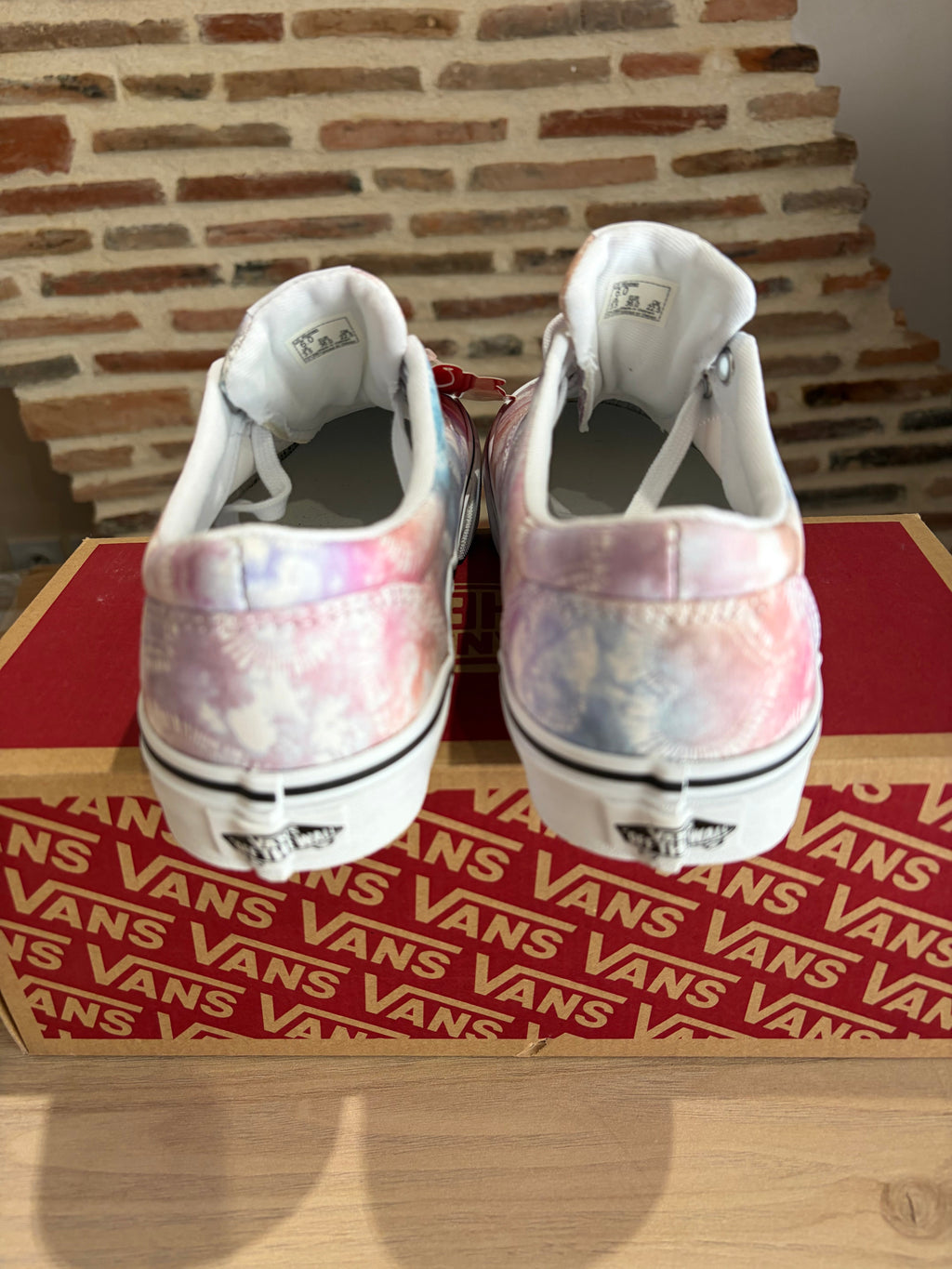 Vans Era Heart Tie Dye Multi/White Femme - Taille 36 EU - Neuves avec boîte