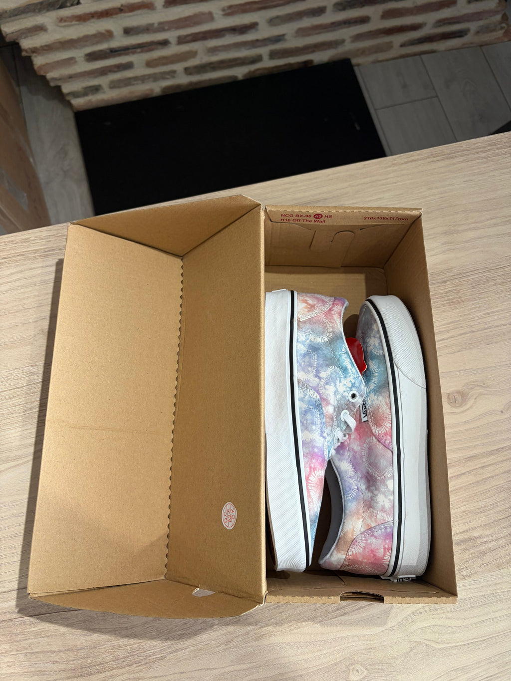 Vans Era Heart Tie Dye Multi/White Femme - Taille 36 EU - Neuves avec boîte
