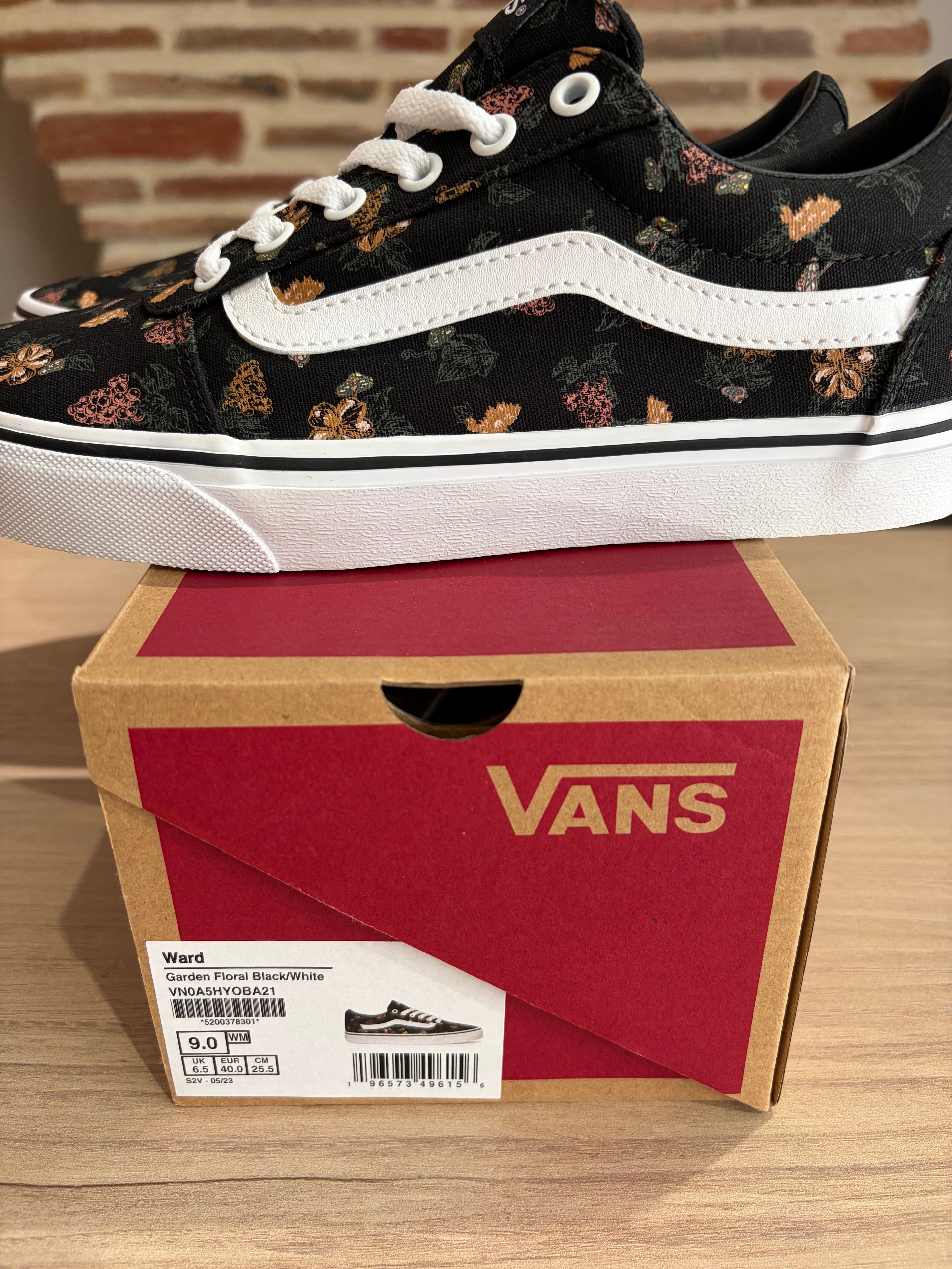 Vans Ward Garden Floral Black/White Femme – Neuves avec boîte – Taille 40