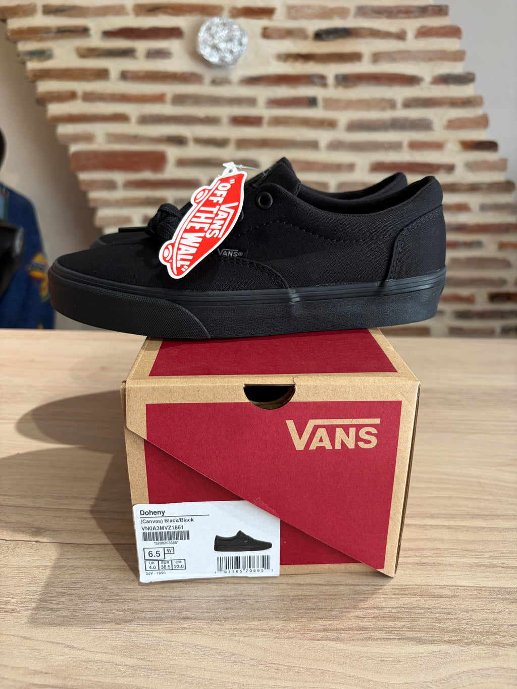 Vans Doheny Canvas Black/Black Femme – Neuves avec boîte – Taille 36,5