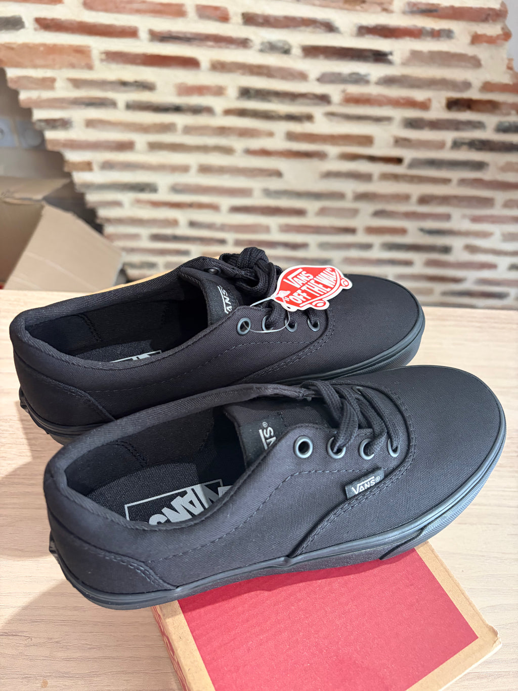 Vans Doheny Canvas Black/Black Femme – Neuves avec boîte – Taille 36,5