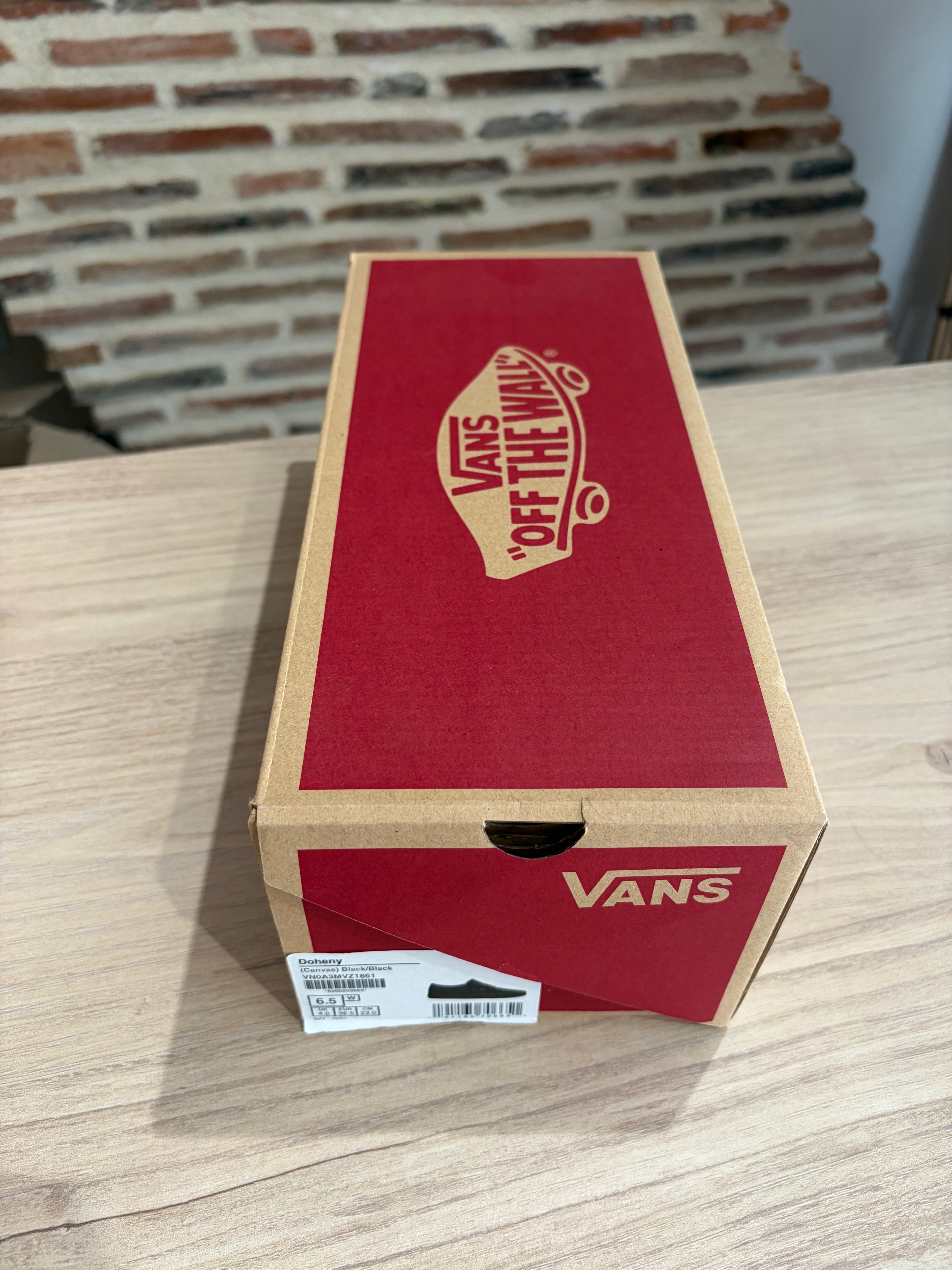 Vans Doheny Canvas Black/Black Femme – Neuves avec boîte – Taille 36,5