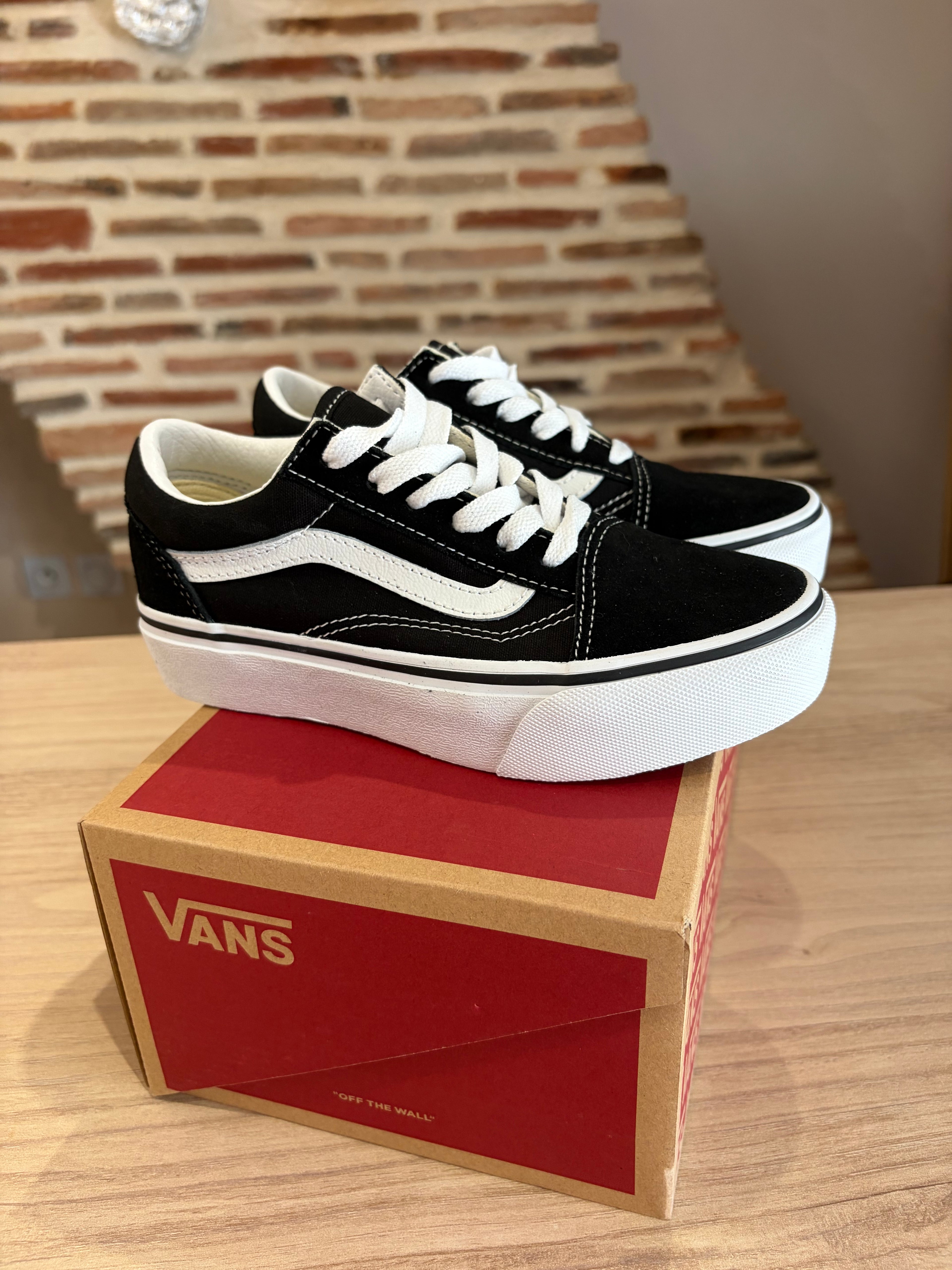 Vans Old Skool Platform Enfant Noir Blanc - Pointure 32