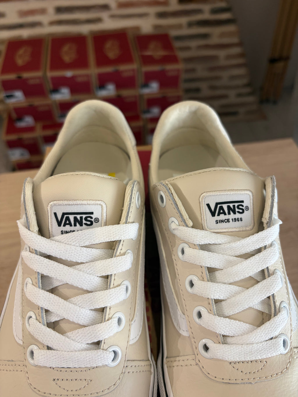 Vans Ward Deluxe Cuir Birch - Blanc Cassé - Pointure 38