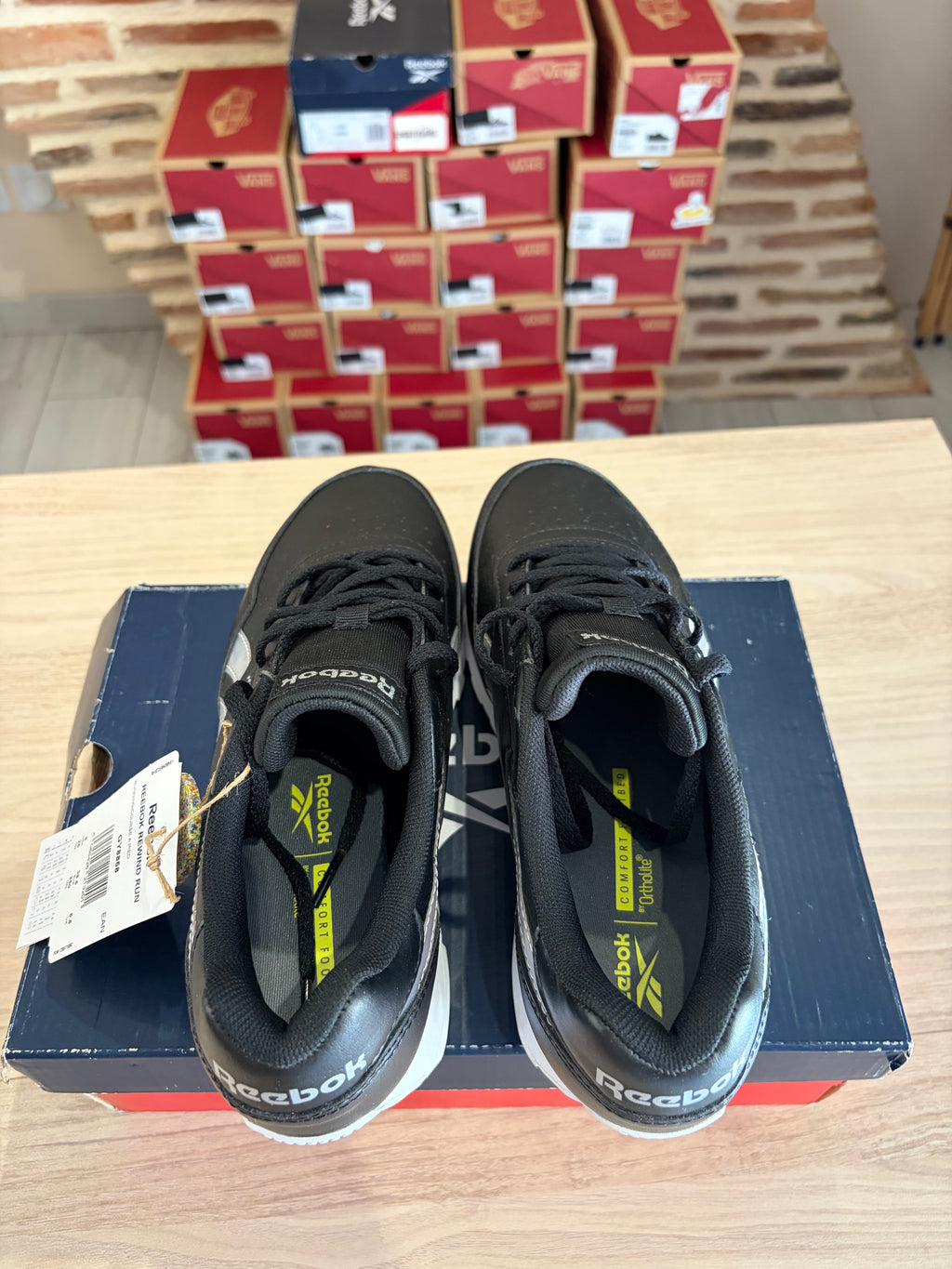 Reebok Rewind Run Femme Noire - GY8358 - Pointure 38,5