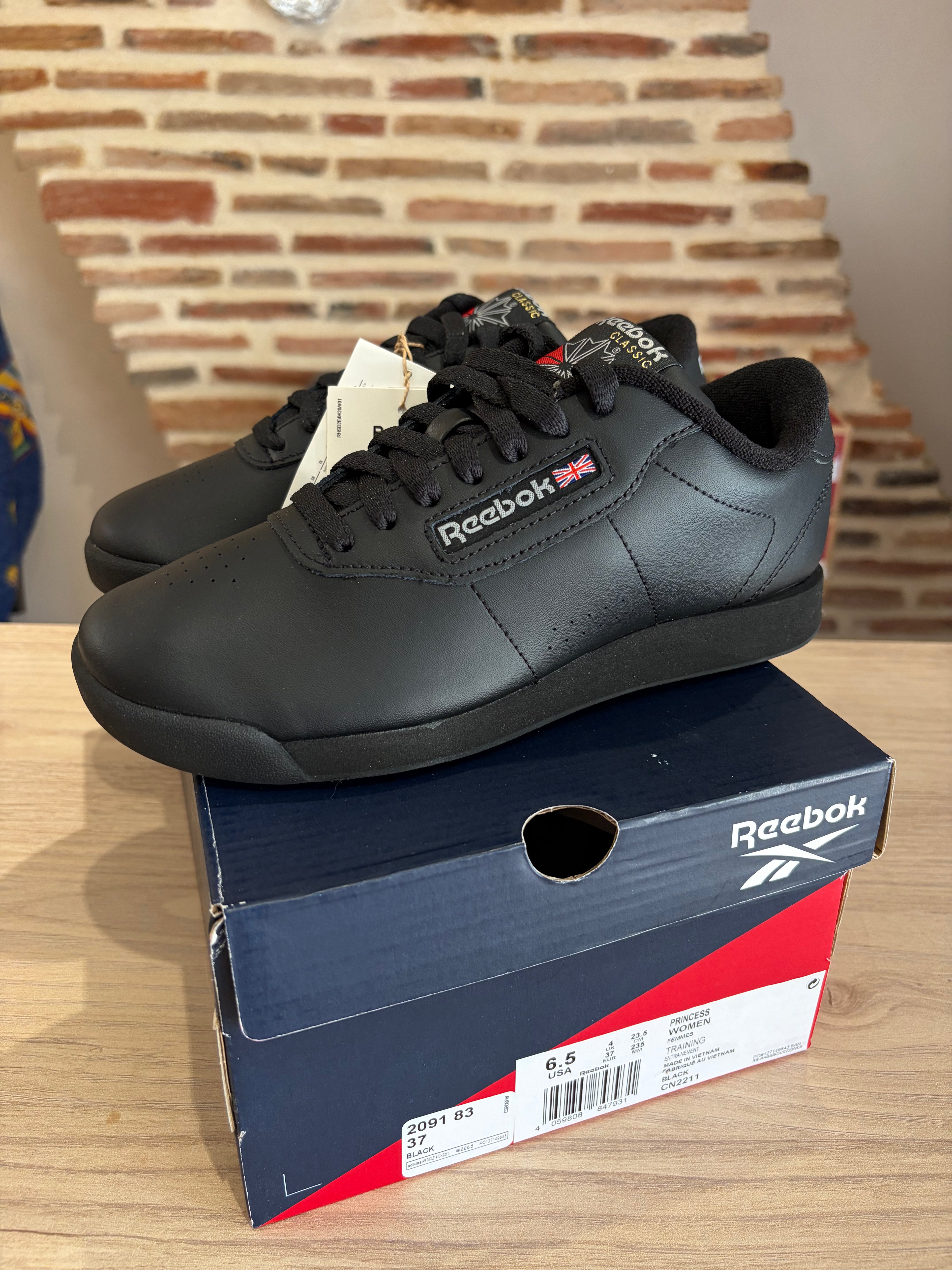 Reebok Princess Femme Noire - CN2211 - Pointure 37