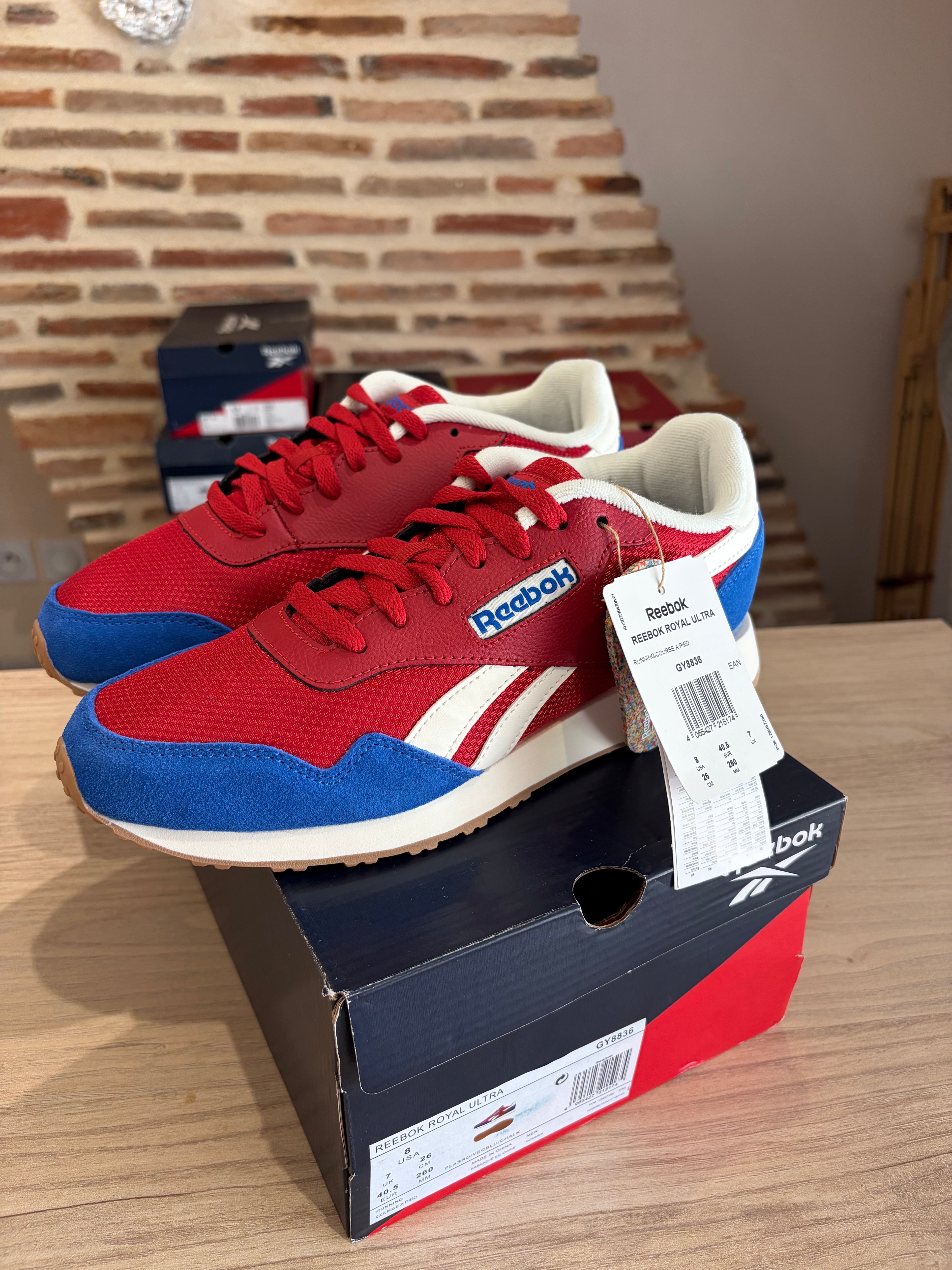 Reebok Royal Ultra Rouge Bleu Blanc - GY8836 - Pointure 40,5