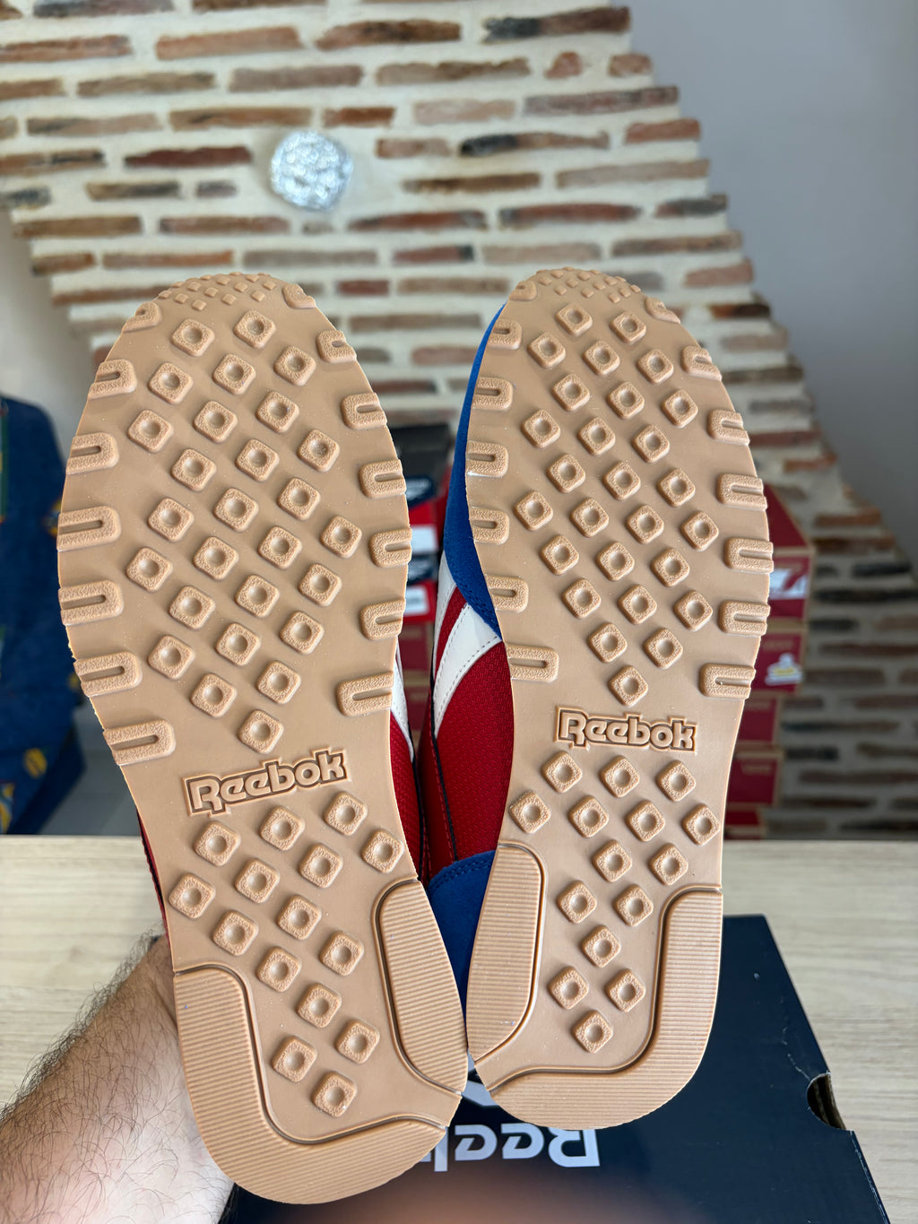 Reebok Royal Ultra Rouge Bleu Blanc - GY8836 - Pointure 40,5
