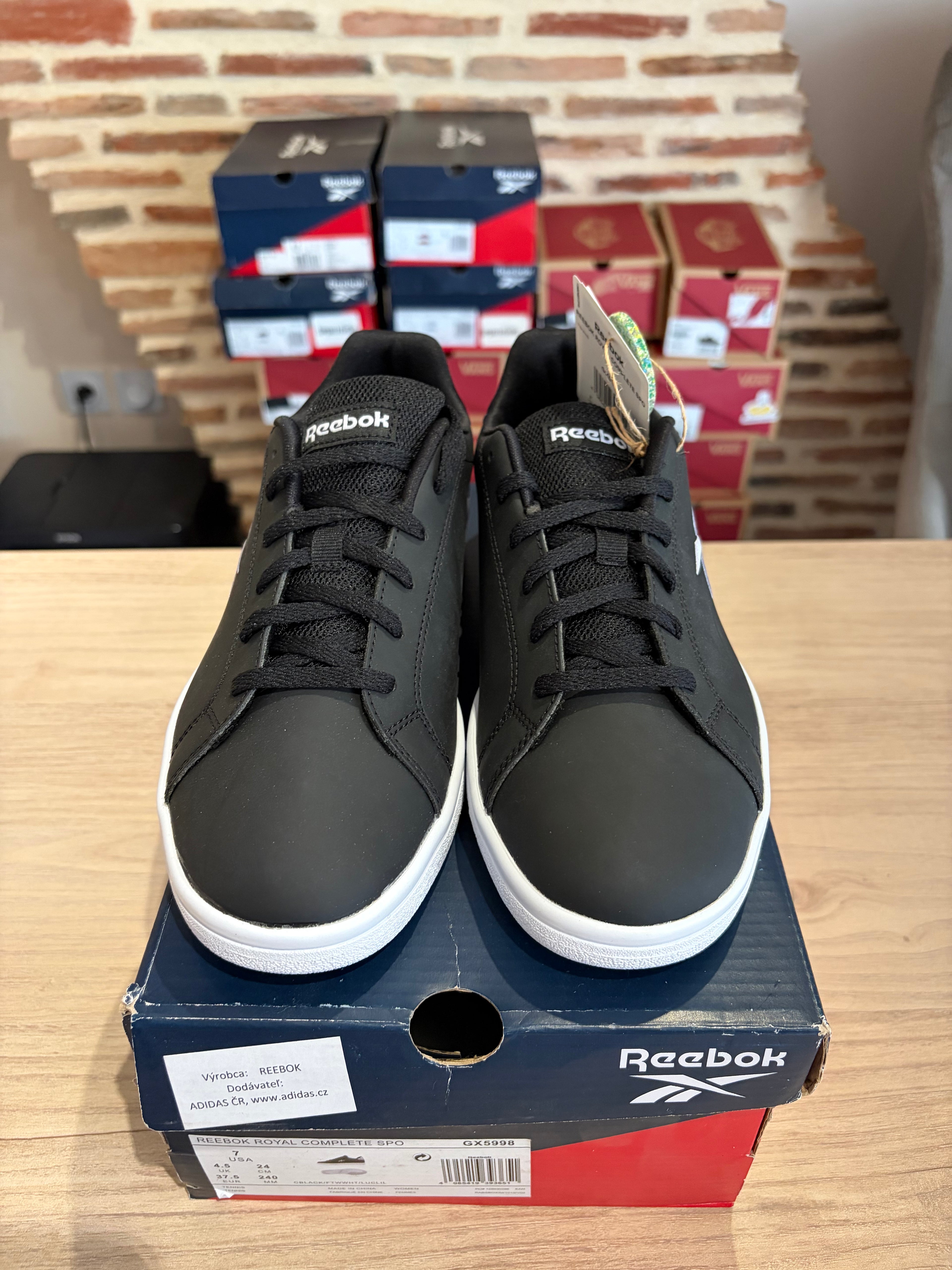 Reebok Royal Complete Sport Noir Blanc Femme Taille 37,5 Neuve