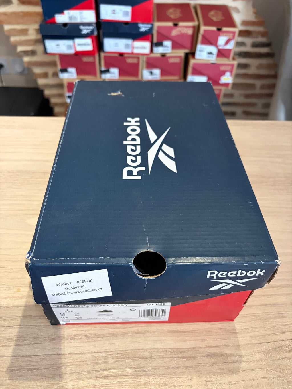 Reebok Royal Complete Sport Noir Blanc Femme Taille 37,5 Neuve
