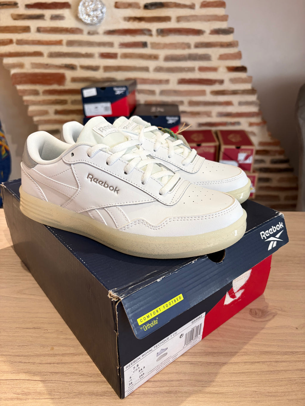 Reebok Royal Techque T CE Femme Blanche Taille 38