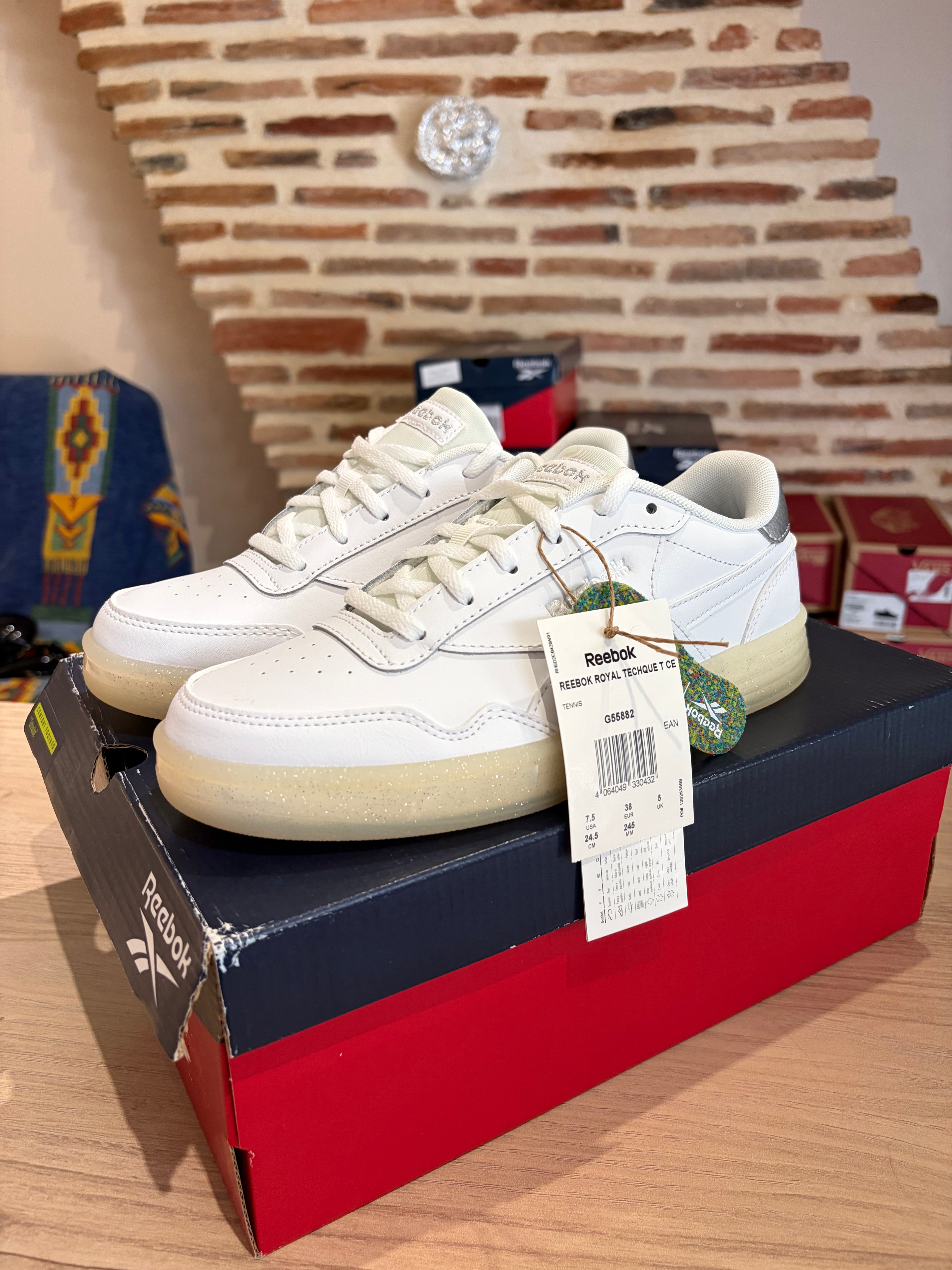 Reebok Royal Techque T CE Femme Blanche Taille 38