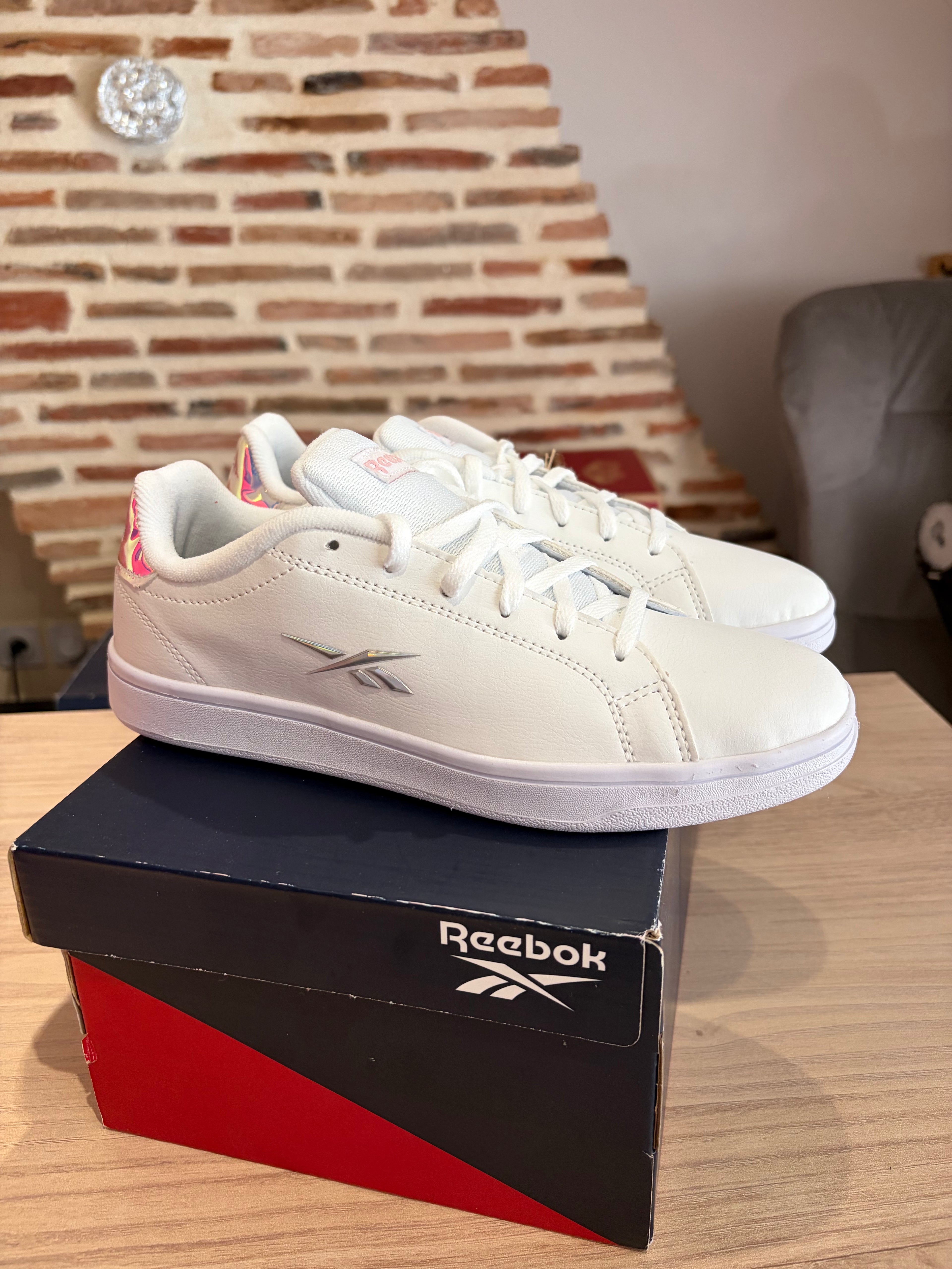 Reebok Royal Complete Sport Femme Blanche – Pointure 38 – Neuves avec boîte