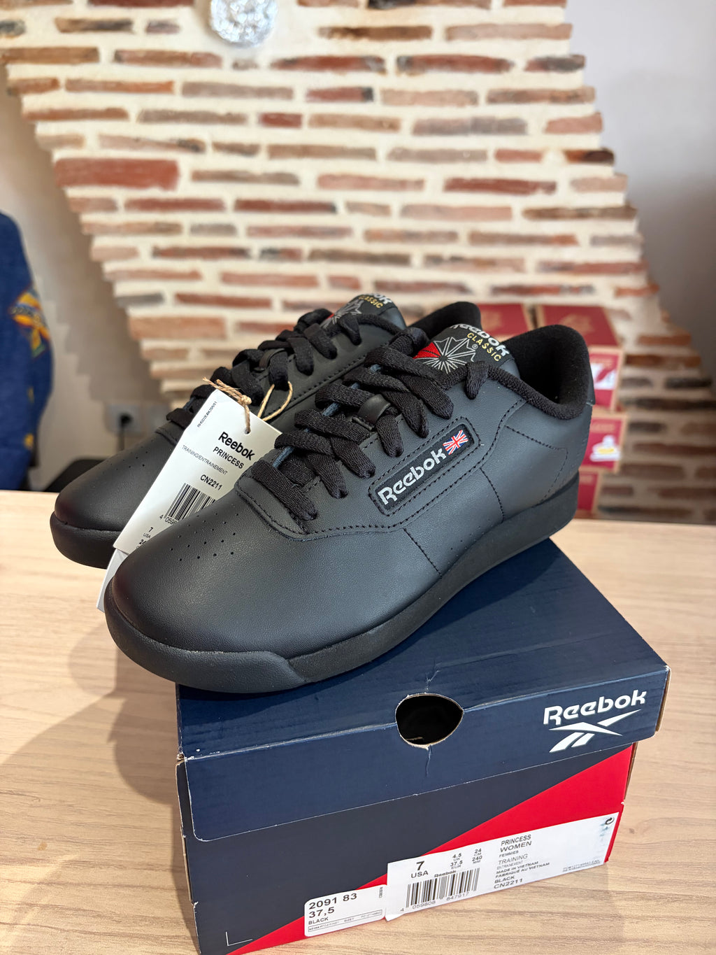 Reebok Princess Femme Noires – Pointure 37,5 – Neuves avec boîte