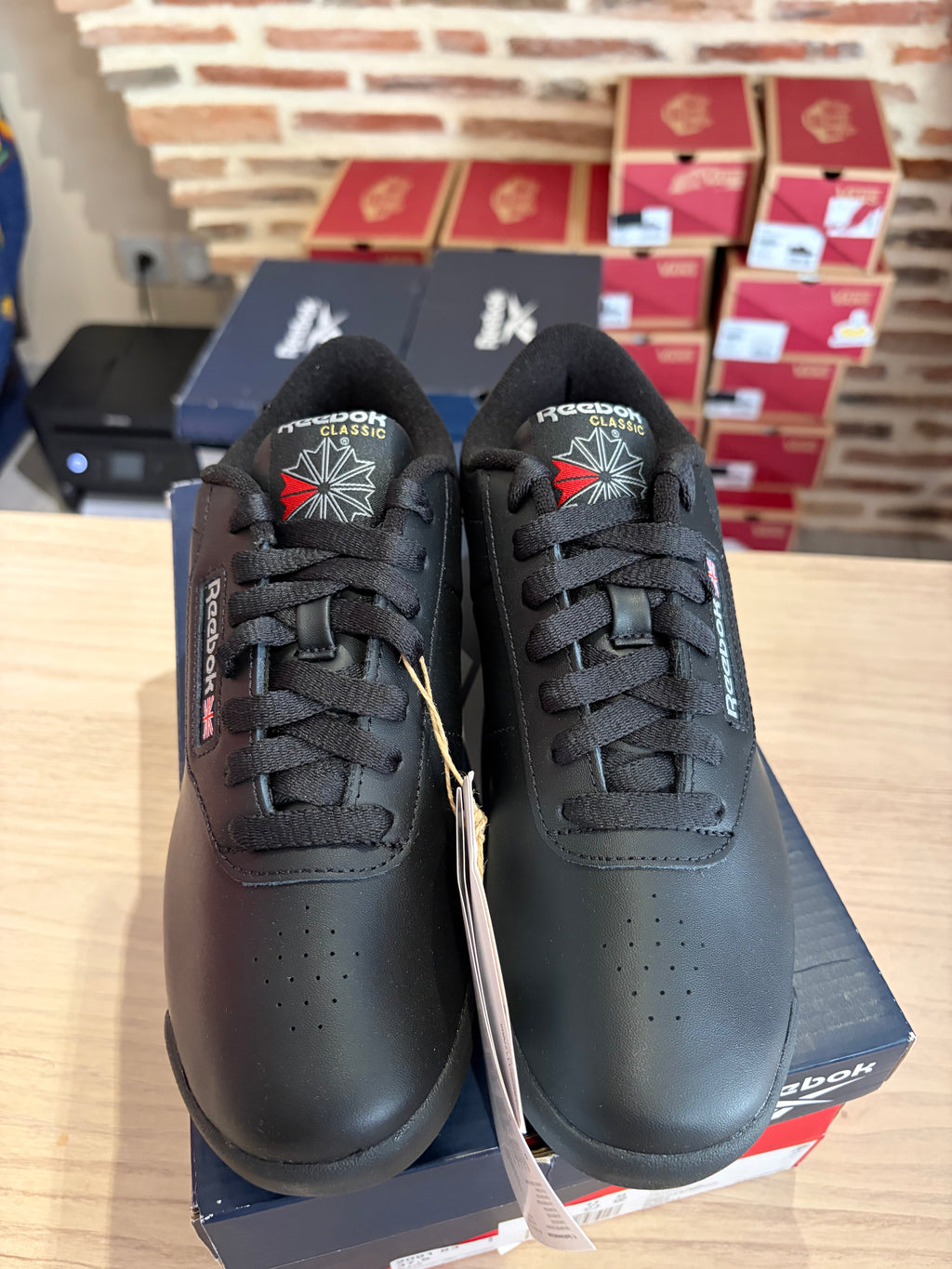 Reebok Princess Femme Noires – Pointure 37,5 – Neuves avec boîte
