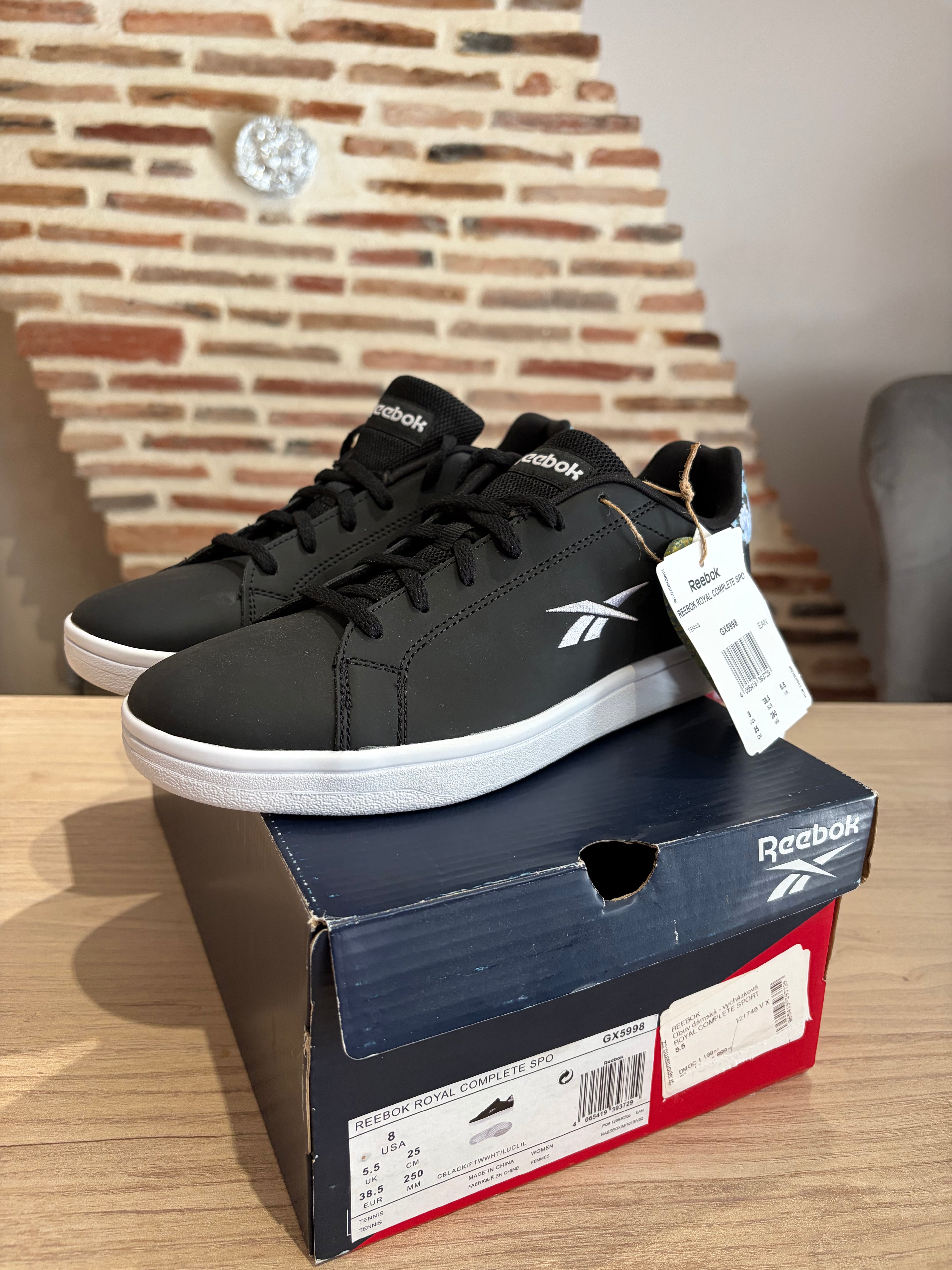 Reebok Royal Complete SPO Femme Noires – Pointure 38,5 – Neuves avec boîte