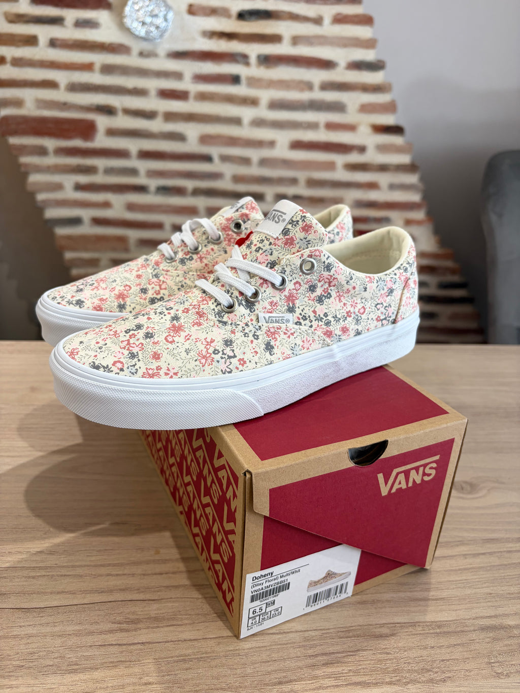 Vans Doheny Ditsy Floral Femme – Pointure 36,5 – Neuves avec boîte