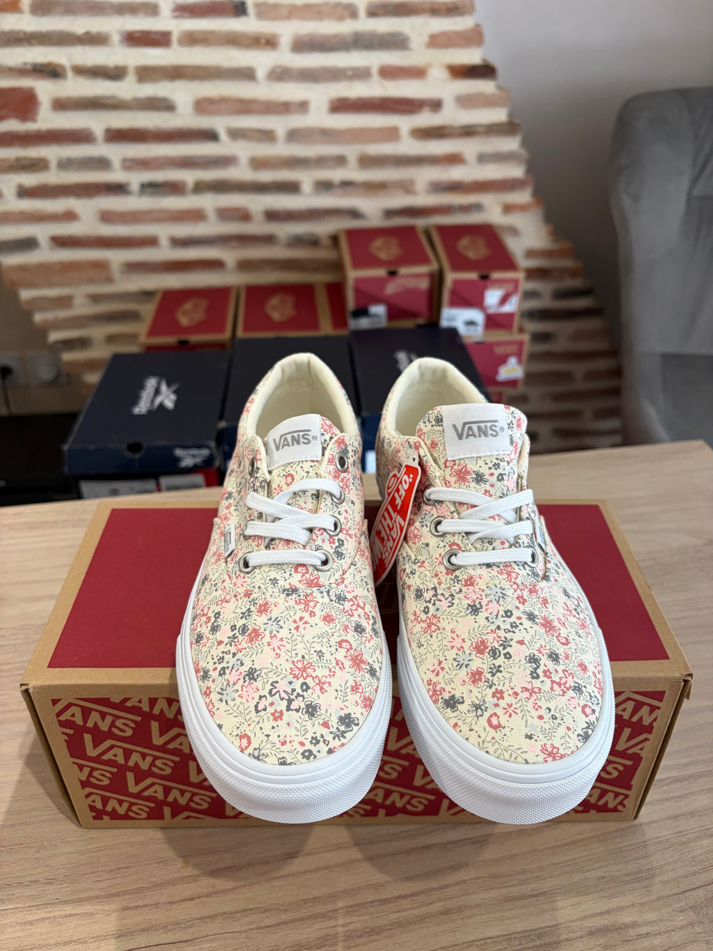 Vans Doheny Ditsy Floral Femme – Pointure 36,5 – Neuves avec boîte