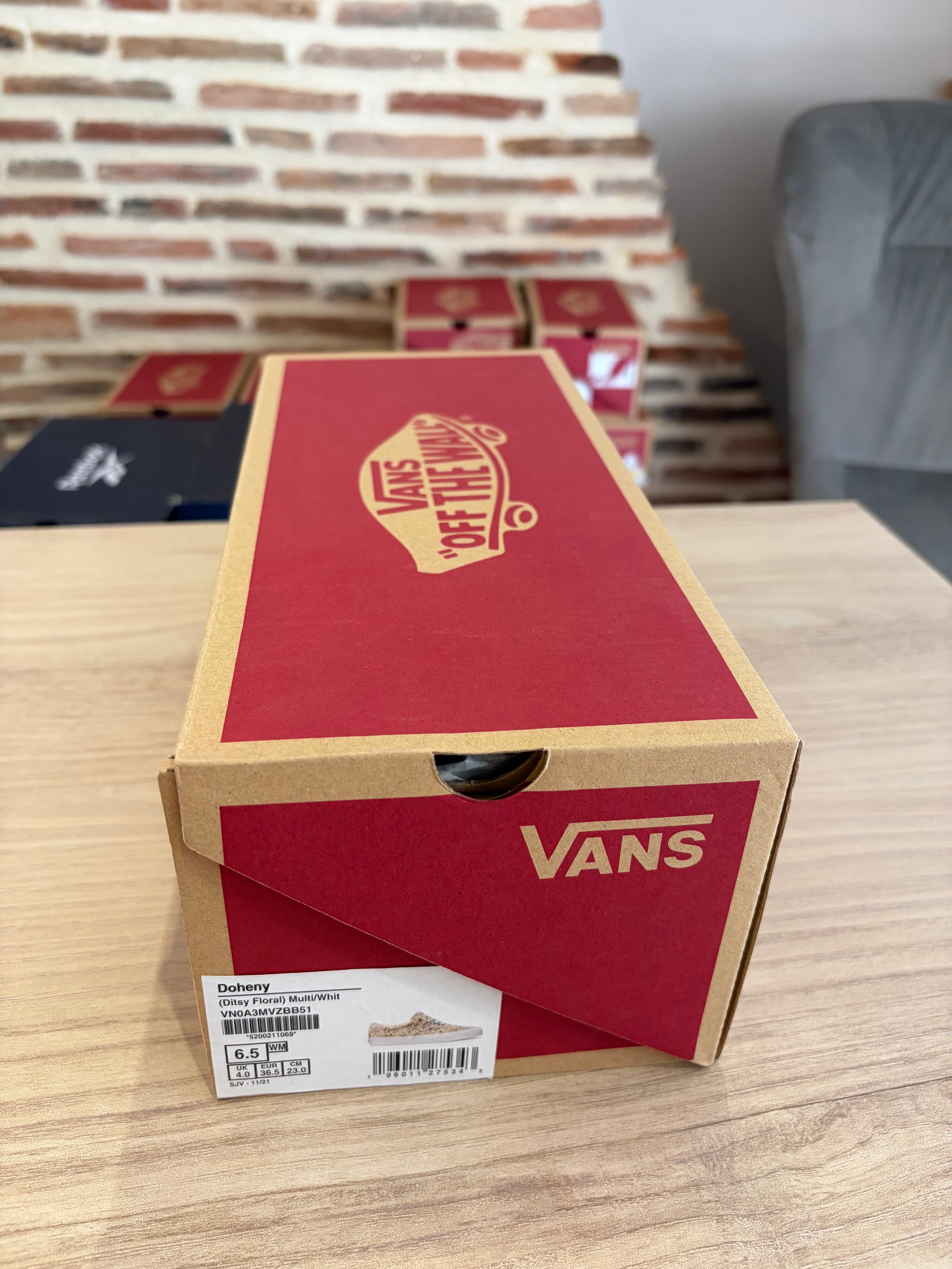 Vans Doheny Ditsy Floral Femme – Pointure 36,5 – Neuves avec boîte
