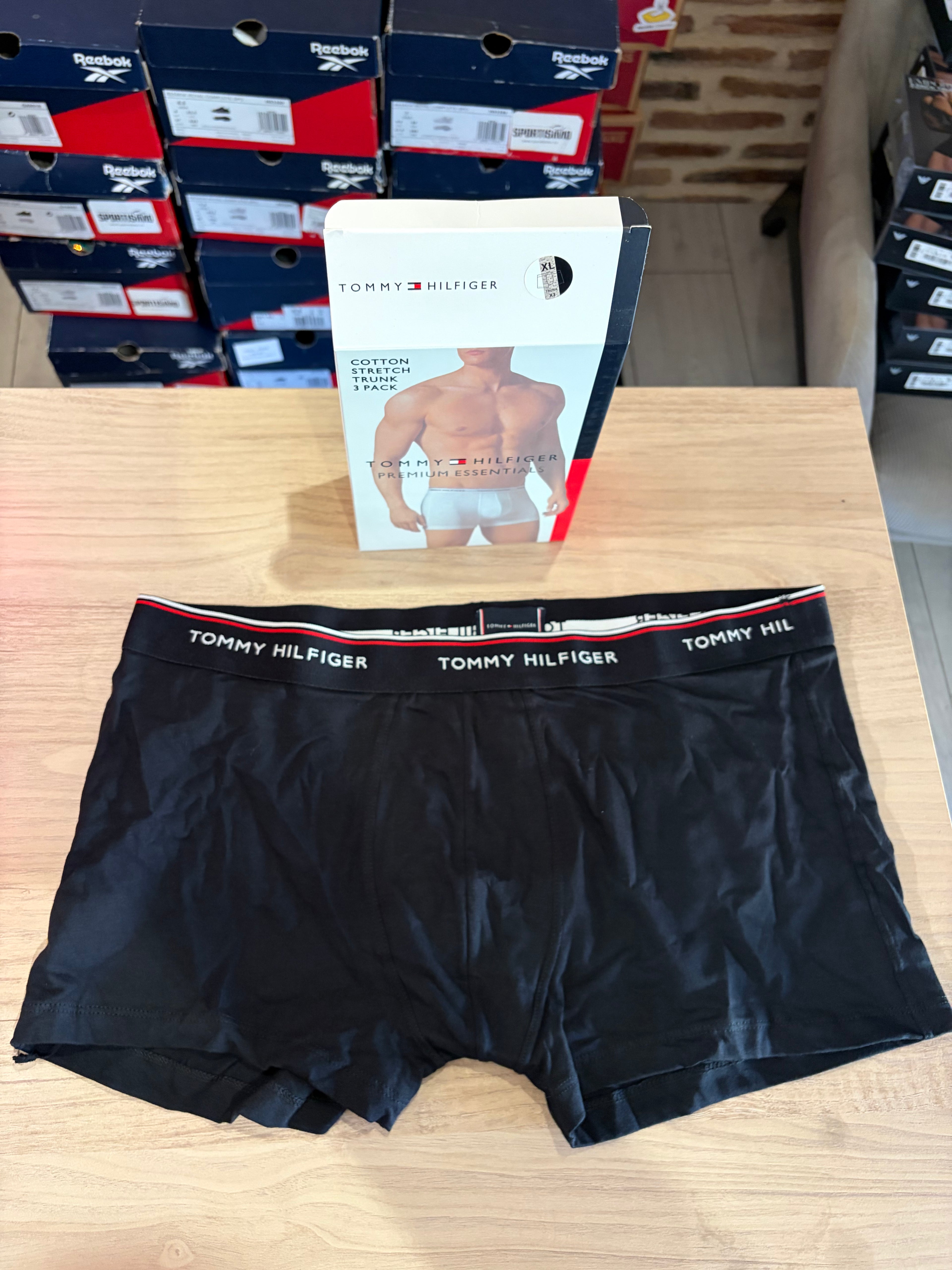 Tommy Hilfiger Premium Essentials - Lot de 3 boxers Trunk Noir/Gris chiné/Blanc - Taille XL