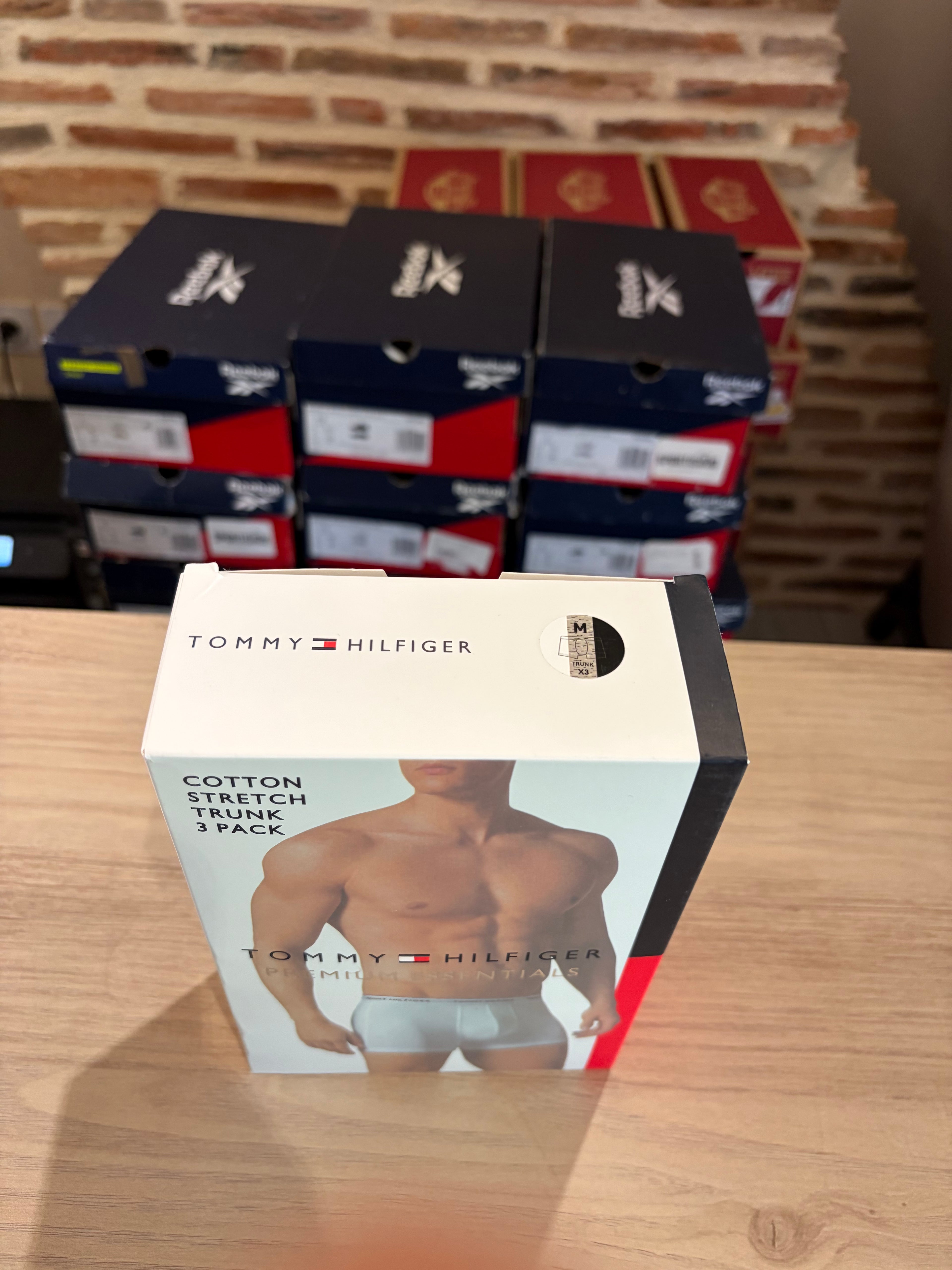 Tommy Hilfiger Premium Essentials - Lot de 3 boxers Trunk Noir/Gris chiné/Blanc - Taille M